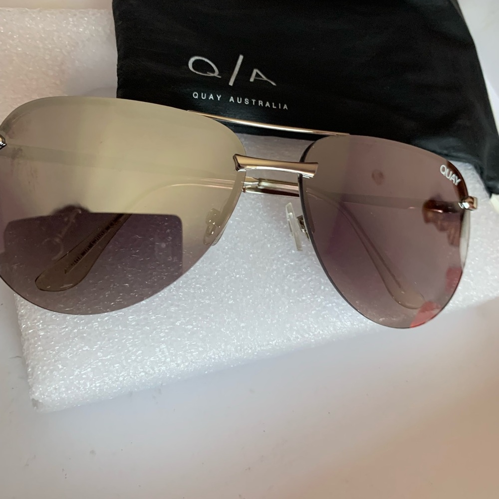 Quay Australia Silver PLAYA Sunglasses - Picture 15 of 17
